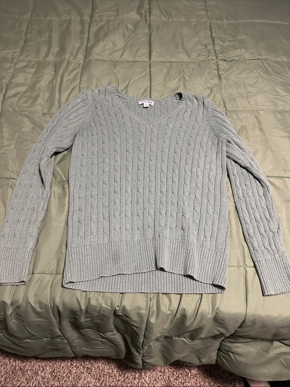 St. John's Bay Light Gray Cable Knit V-Neck Sweater